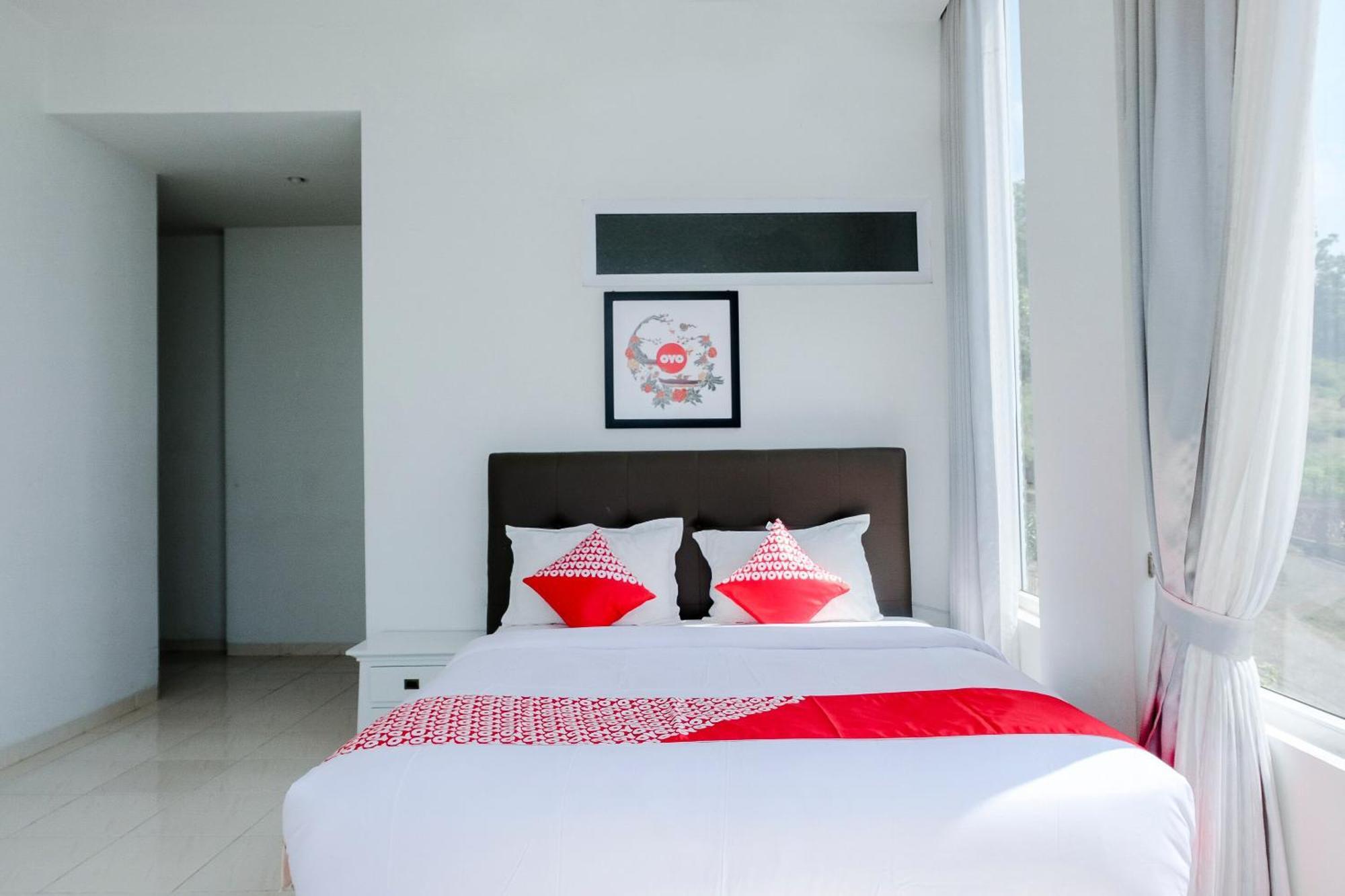 Oyo 1194 Villa Bukit Panderman Residence Batu  Exteriér fotografie