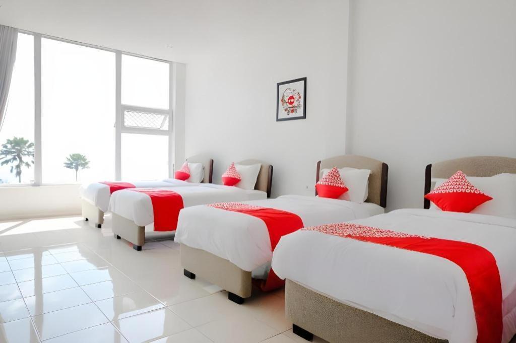 Oyo 1194 Villa Bukit Panderman Residence Batu  Exteriér fotografie