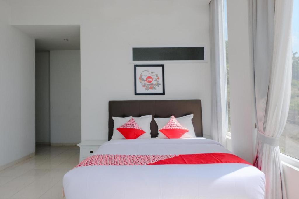 Oyo 1194 Villa Bukit Panderman Residence Batu  Exteriér fotografie