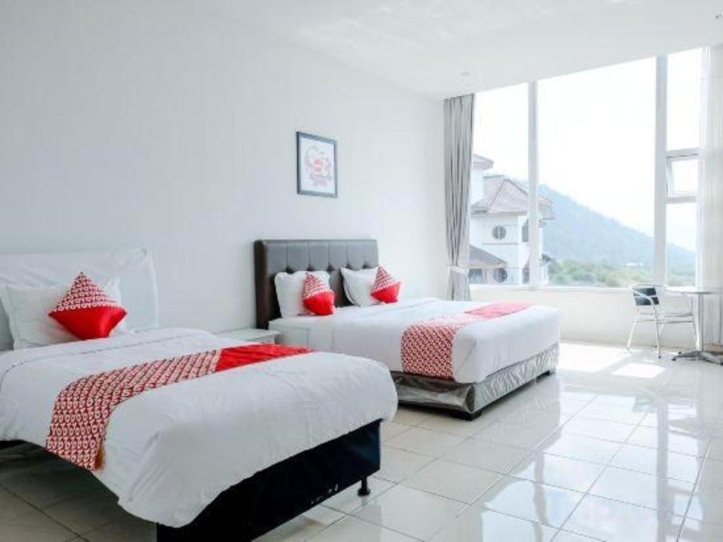 Oyo 1194 Villa Bukit Panderman Residence Batu  Exteriér fotografie