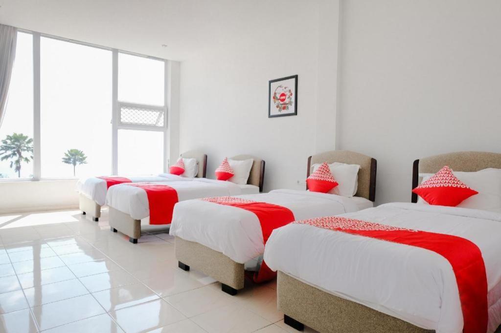 Oyo 1194 Villa Bukit Panderman Residence Batu  Exteriér fotografie