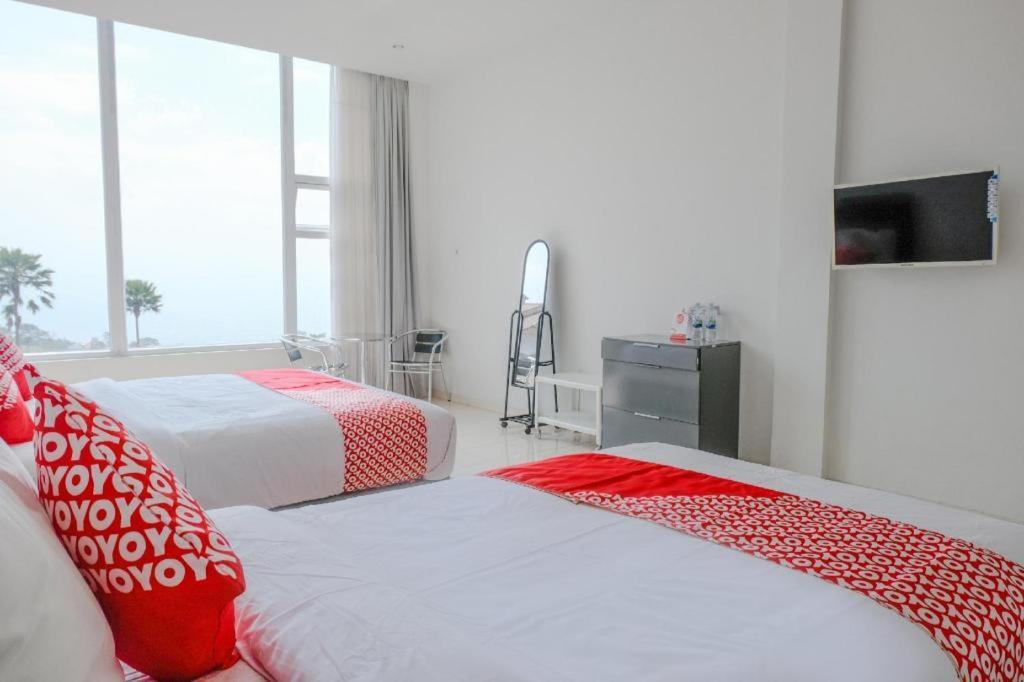 Oyo 1194 Villa Bukit Panderman Residence Batu  Exteriér fotografie